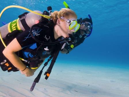 Scuba Diving in Honolulu and Waikiki